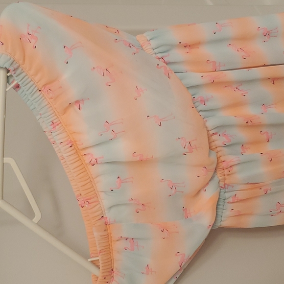 This is very cute beach dress - Picture 2 of 2